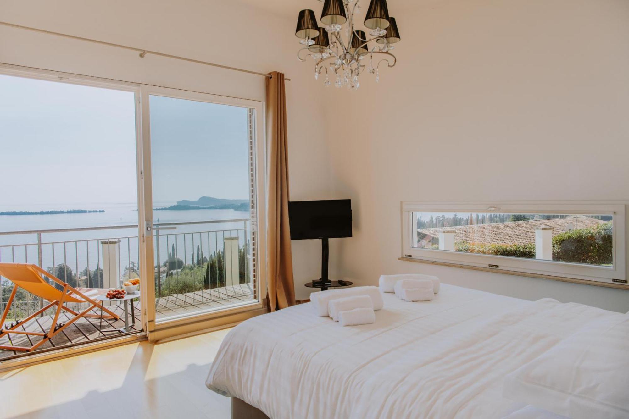 Villa Albachiara, Private Luxury Villa With Private Pool And Lake View Gardone Riviera Exteriér fotografie
